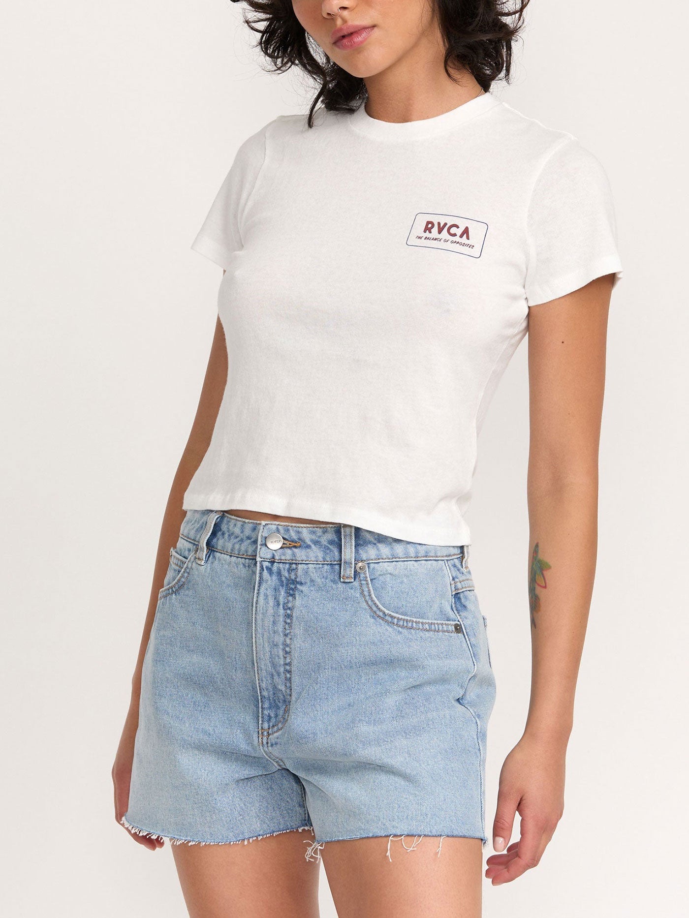 411 T-Shirt Clothing RVCA XS VINTAGE WHITE (VWT)