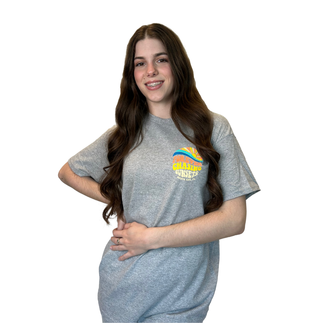 Siesta Key, Fl Forever Chasing Sunsets Design T-SHIRT alvinsisland.com Hea. grey S